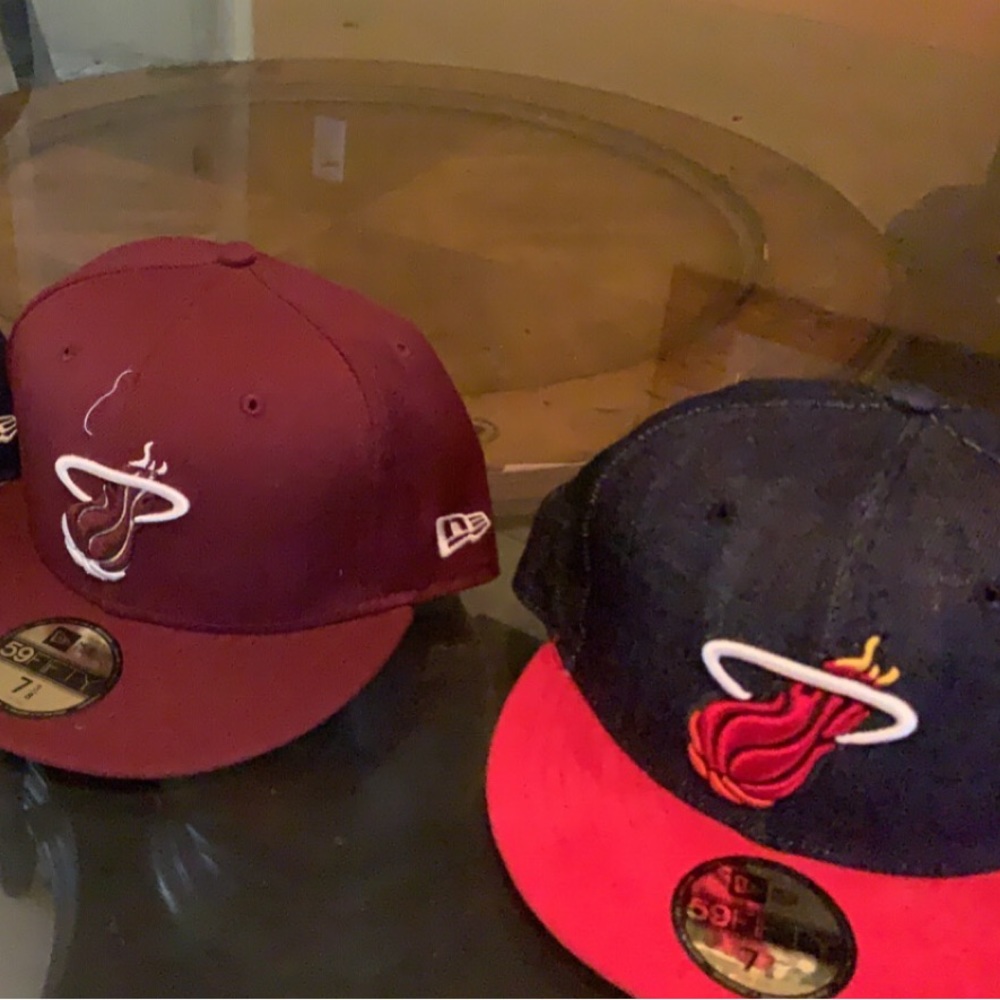 men’s fitted caps. various selection, 15$each
